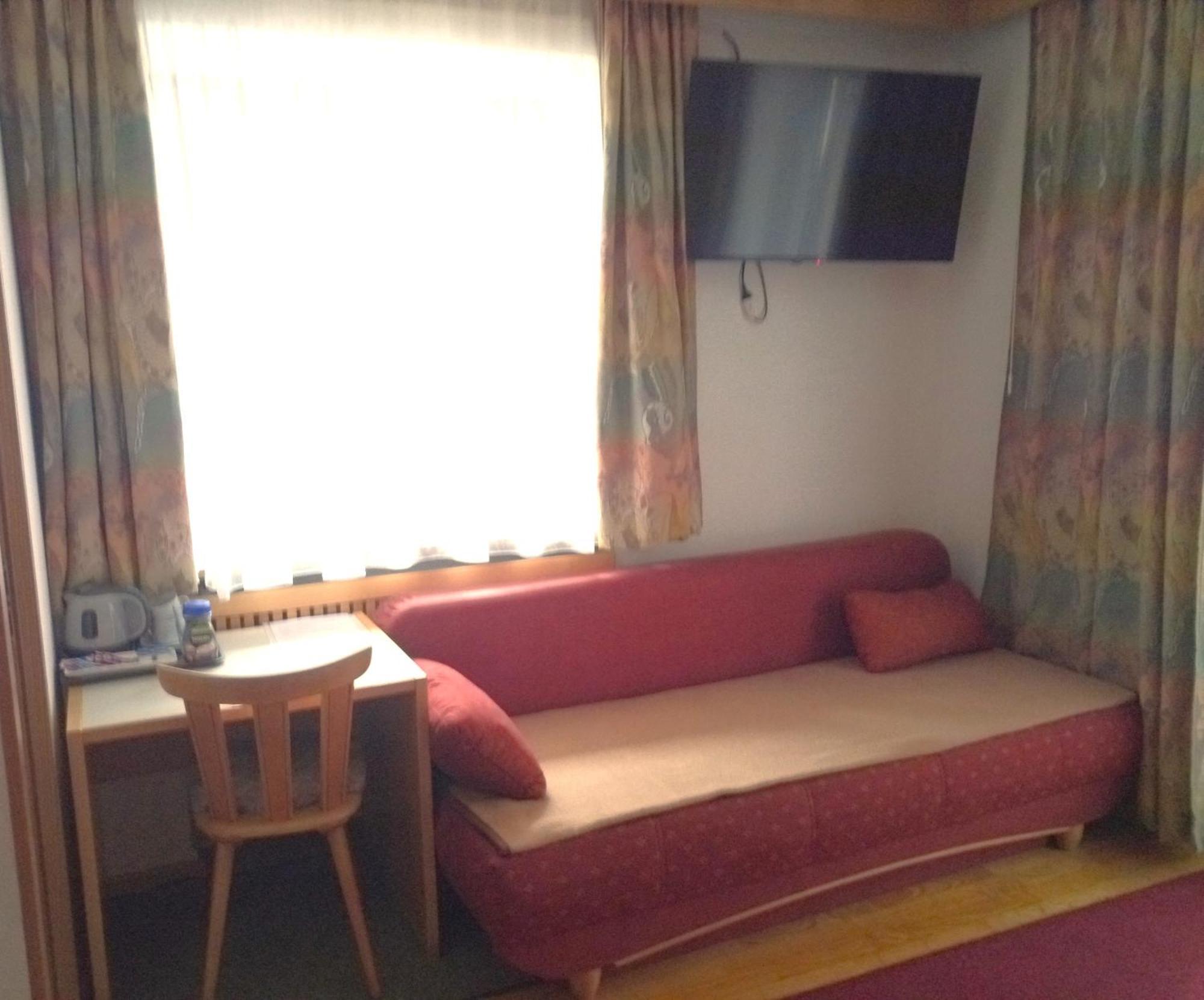 Garni Schwarzenstein Hotel Campo Tures Bagian luar foto