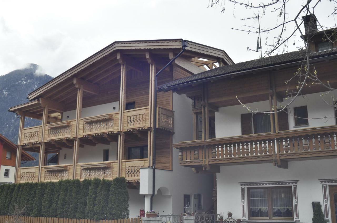 Garni Schwarzenstein Hotel Campo Tures Bagian luar foto